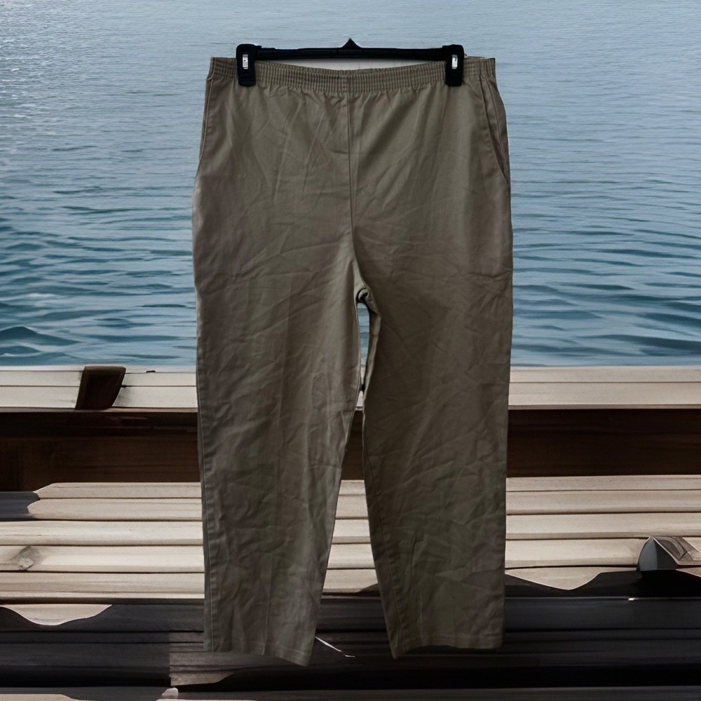 VTG 80 Act III Womens Khaki Capris‎ Pants Sz 16 wrinkle resistant USA Deadstock